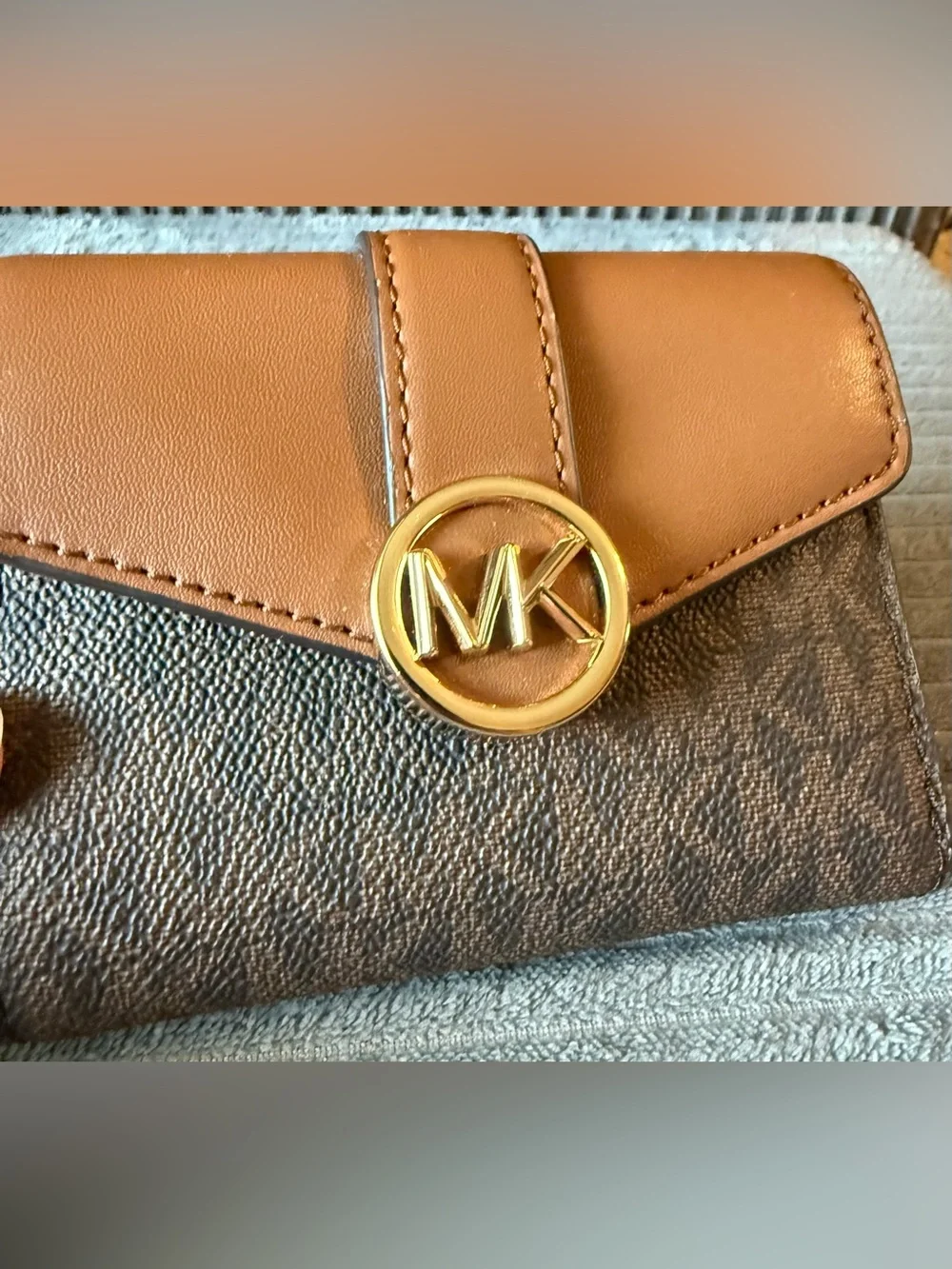 Michael Kors New Tan and Brown Logo-Accented Signature Wallet Carmen Bifold Flap